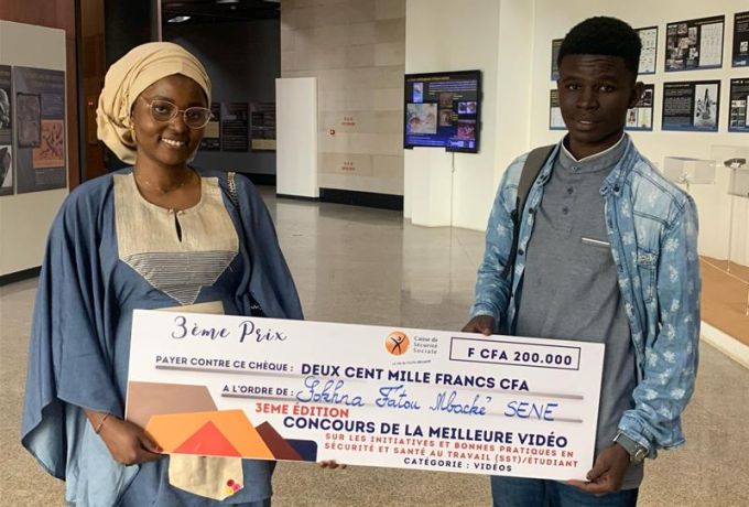 Concours des Meilleurs Posters : deux étudiants de l’UGB parmi les lauréats